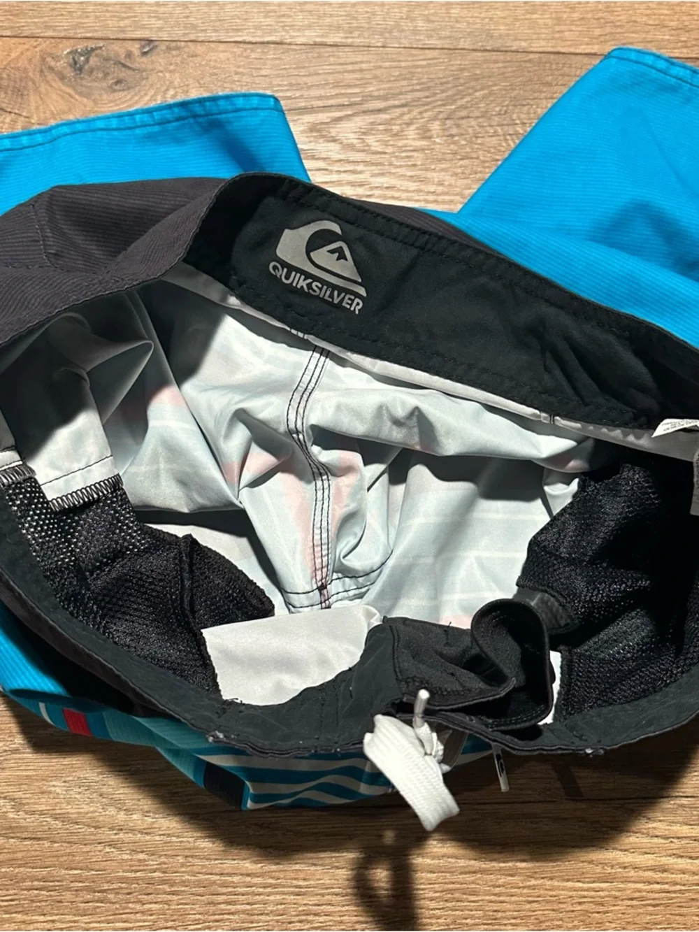 Y2K Quiksilver Striped Board Shorts‎